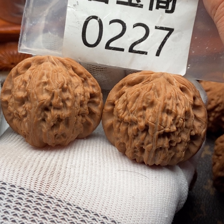 吊坠文玩核桃白狮子45