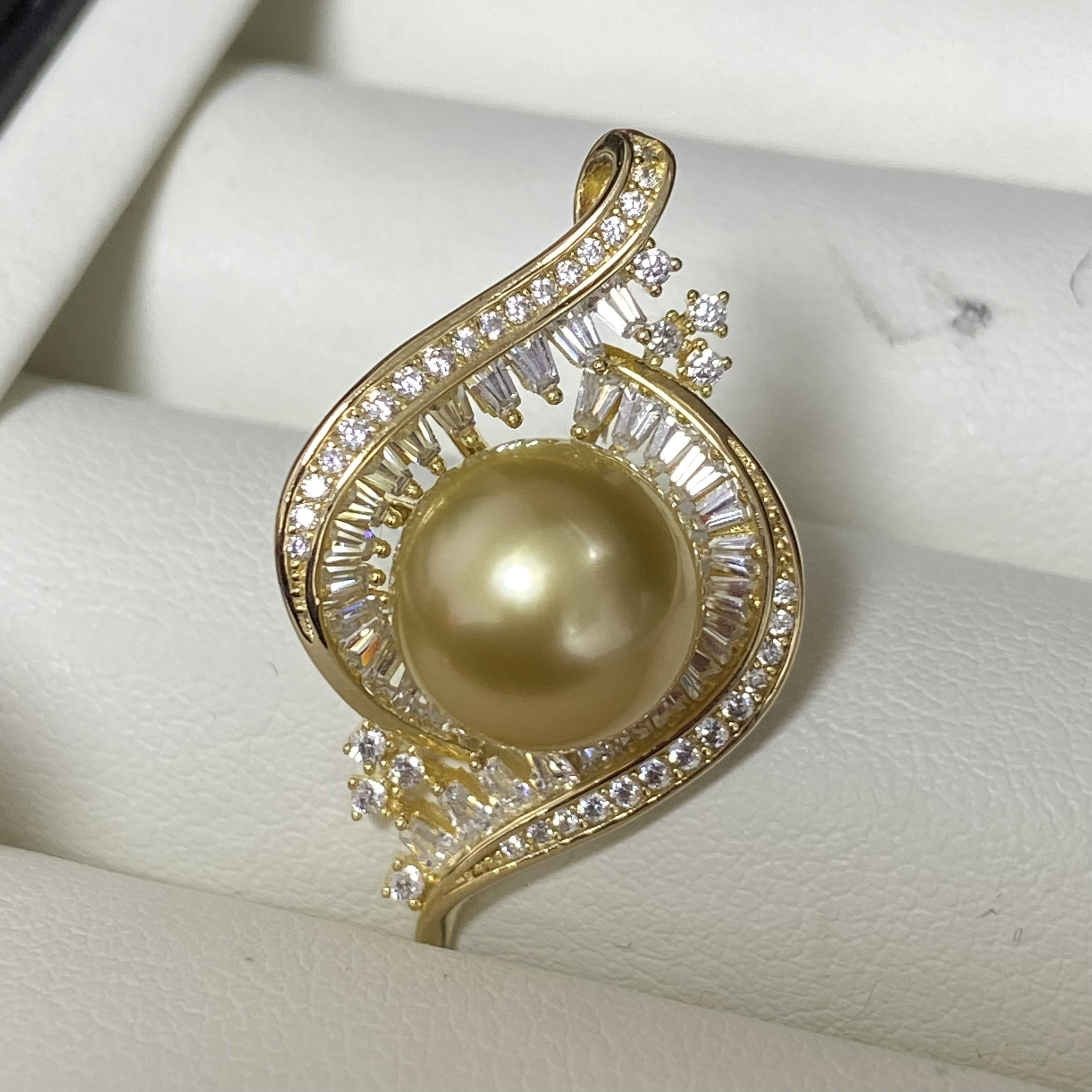 10.3 mm海水南洋金珠吊坠S 925银镶嵌