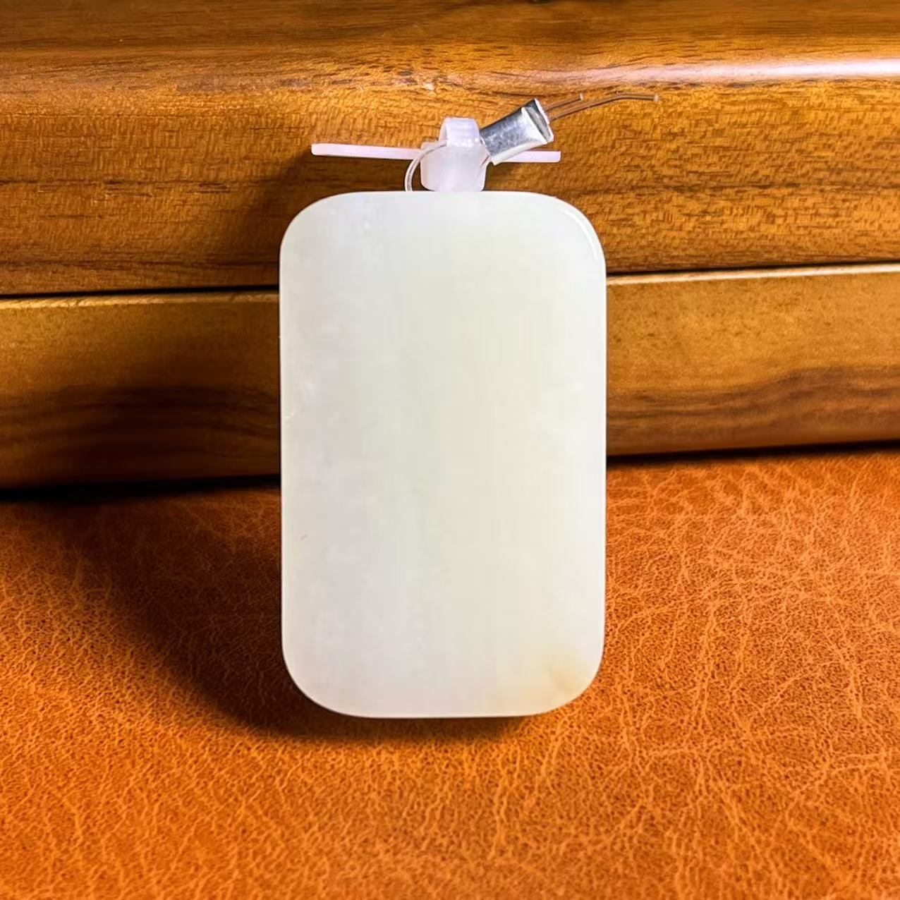 z5133和田玉无事牌