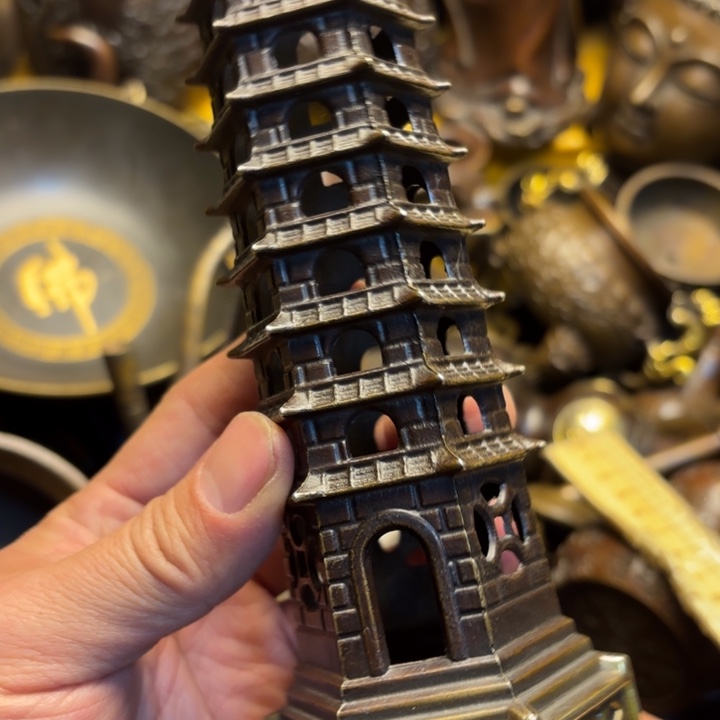 铜器摆件     点击下单