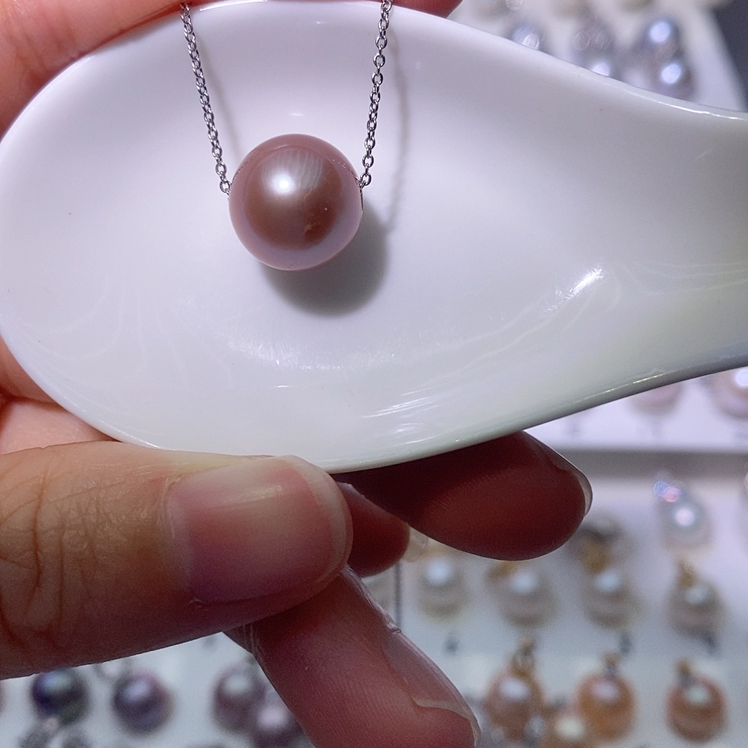 淡水珍珠吊坠(赠链)银S925镶嵌尺寸11/12毫米路路通