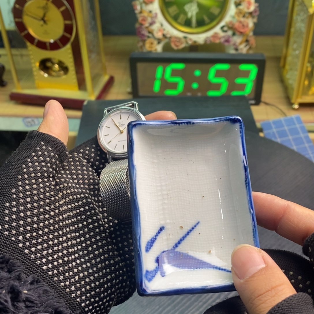 摆件有瑕疵有瑕疵