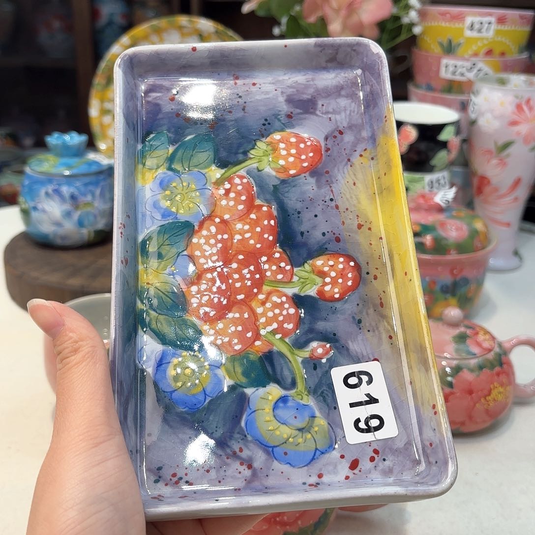 瓷片兔兔好可爱啊我