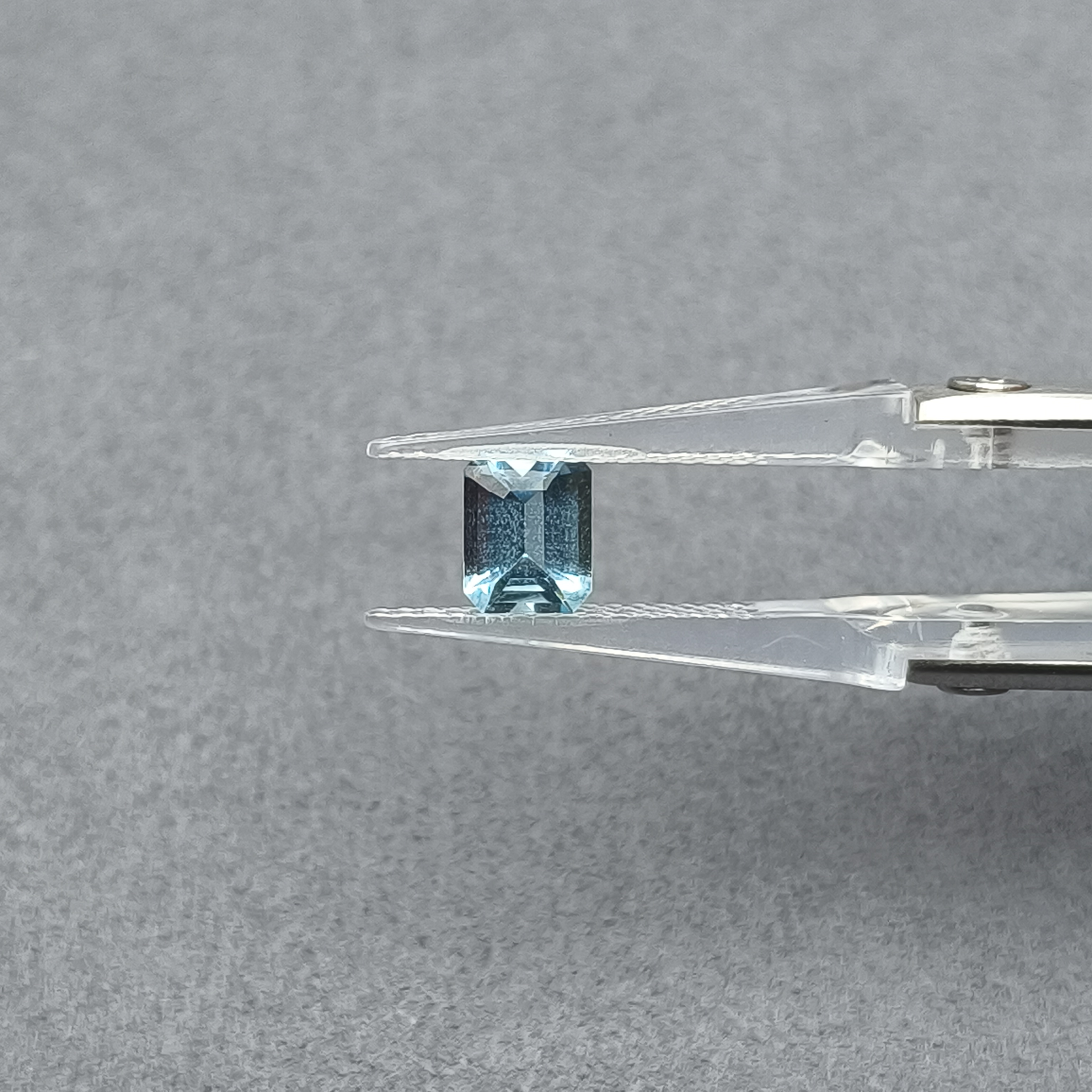 海蓝宝-1.05ct（01118236）1016