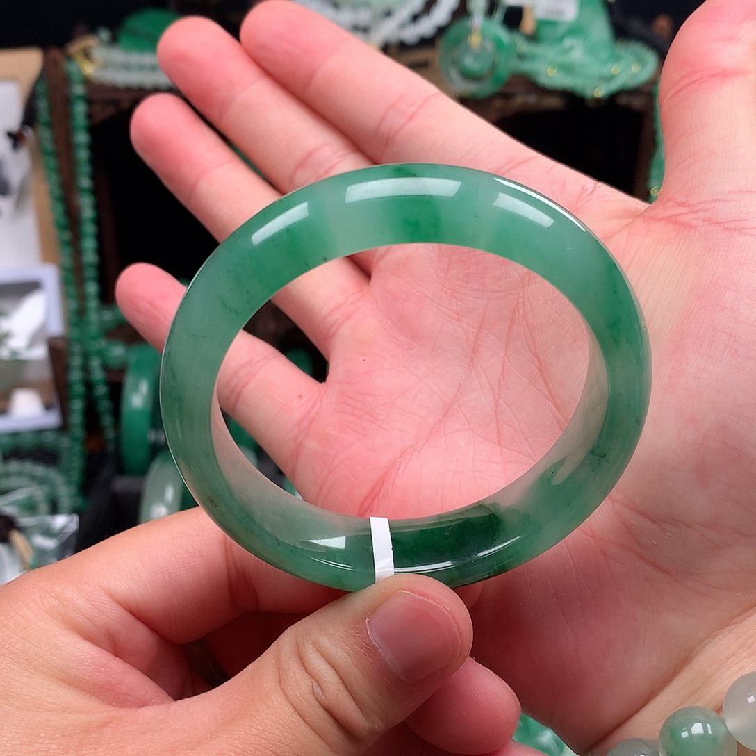 石英质玉手镯未镶嵌五*石圈口57.8