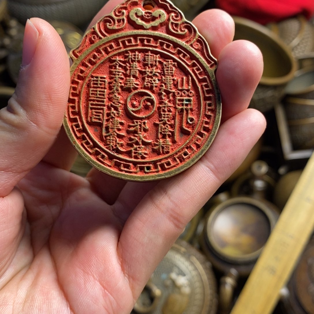 精美铜器做工精良