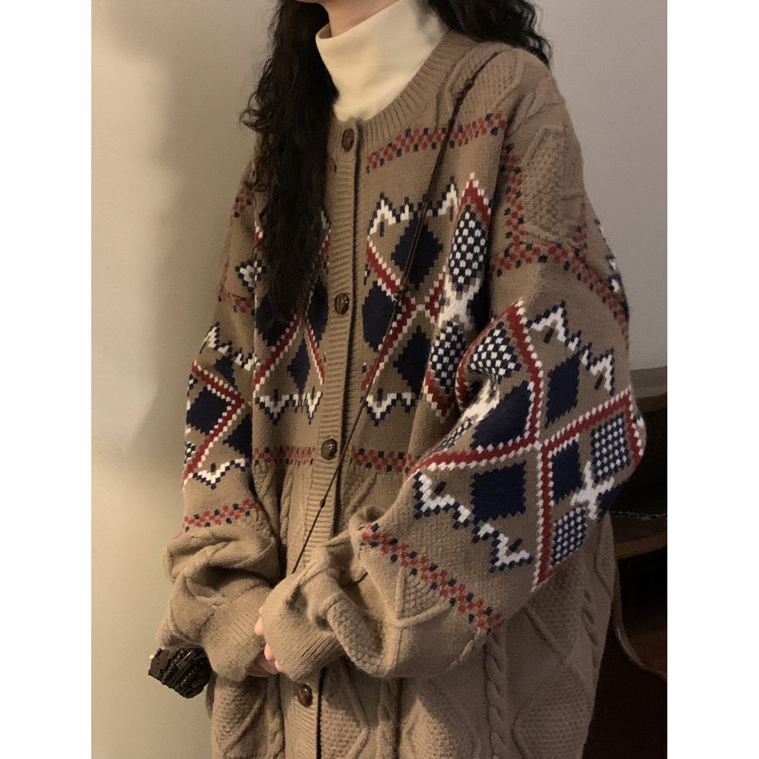 1631-1640时尚宽松大版图案毛衣