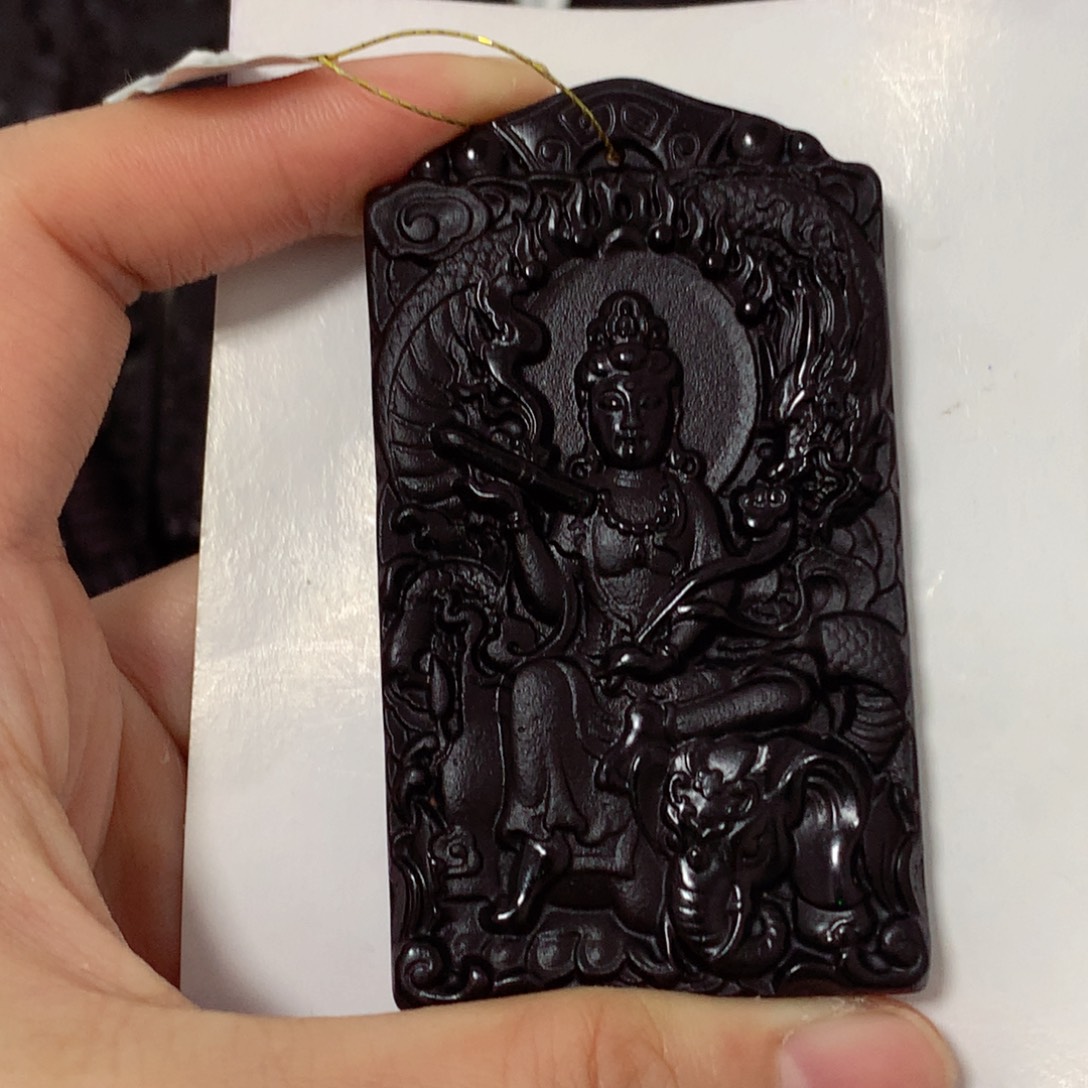 天然的缅料a货吊坠挂件