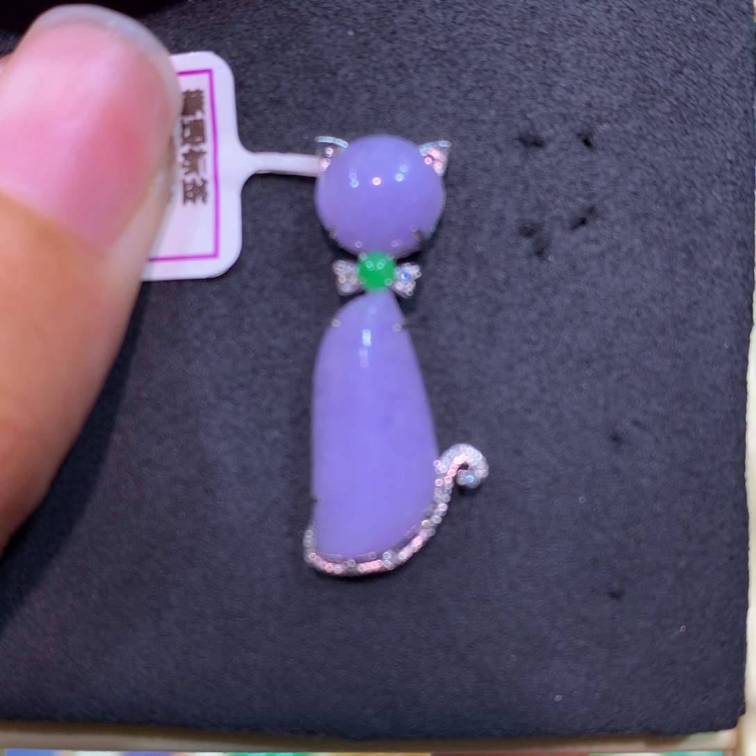 翡翠18K金镶嵌颈饰翡翠