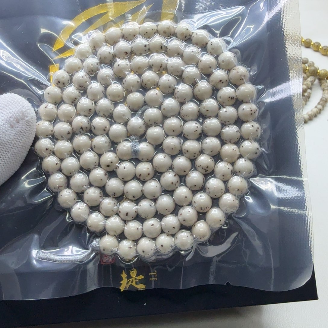 星月菩提吊坠12梵天冰白大眼睛通体7圆108一物一图