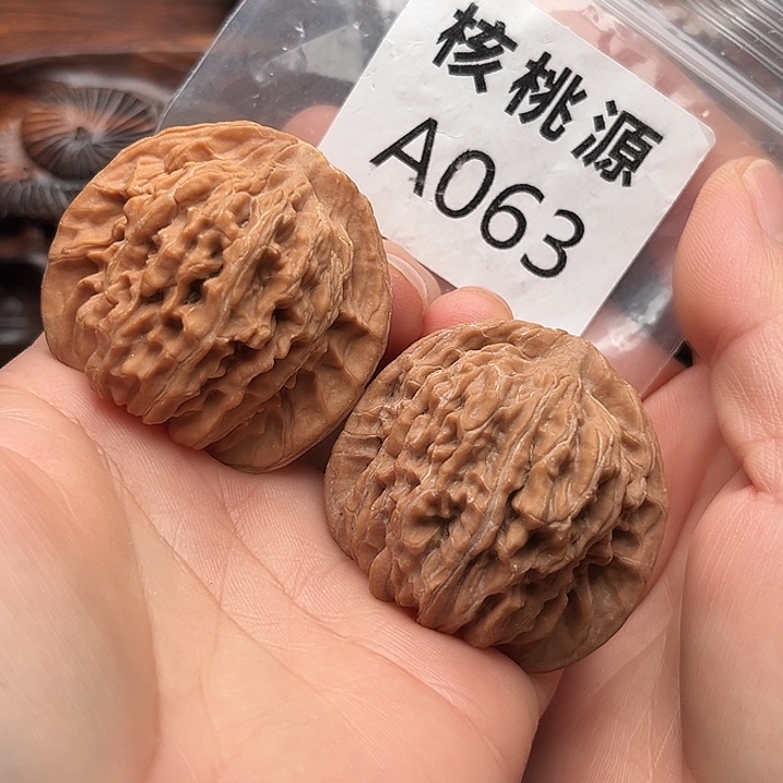 文玩核桃吊坠四座楼45