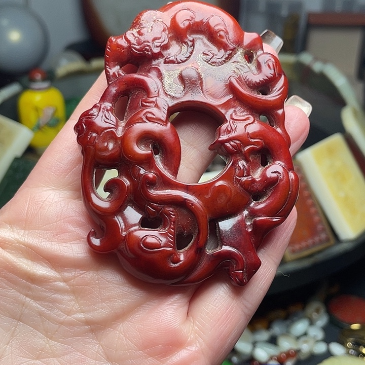 用***3和田玉（糖玉）未镶嵌颈饰