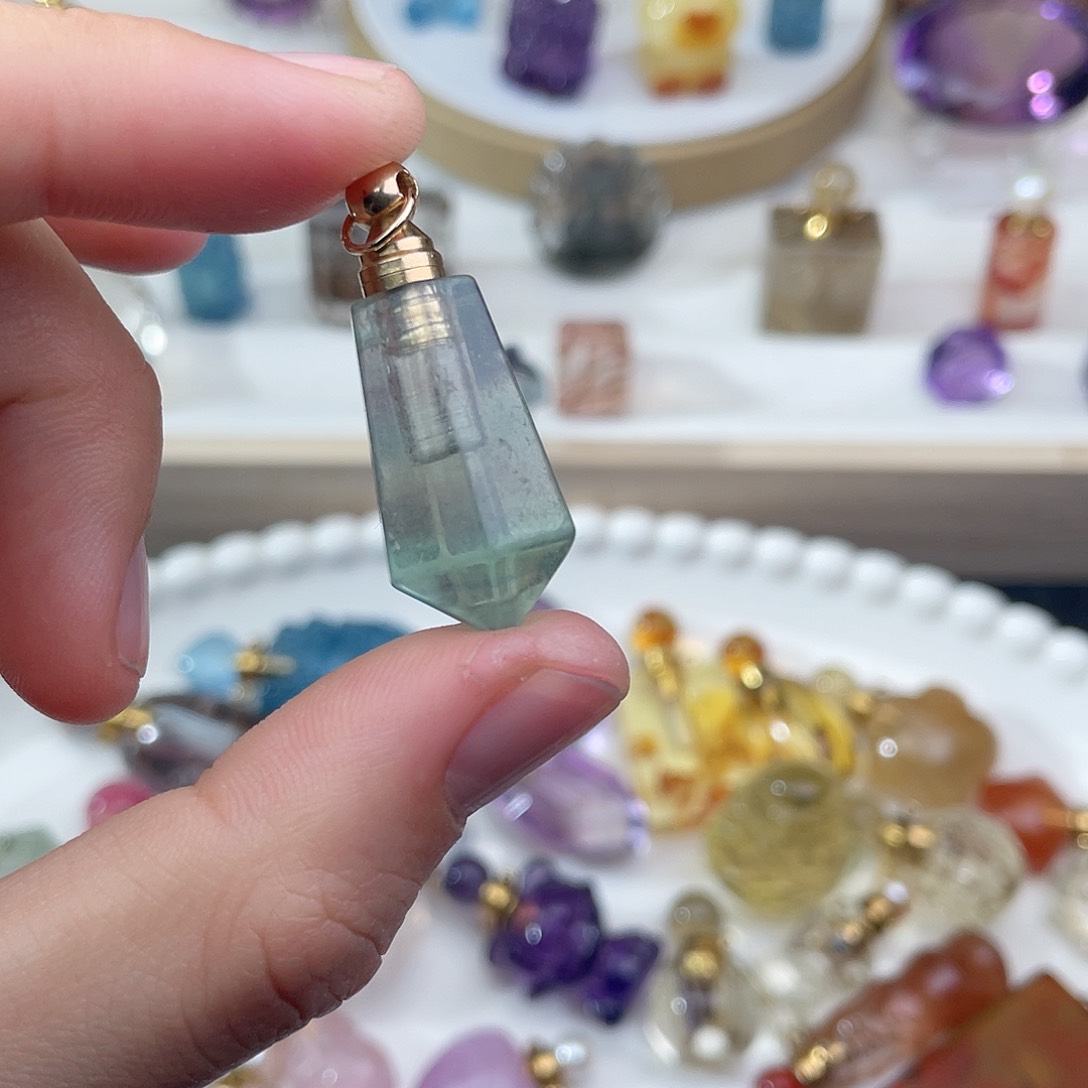 水晶颈饰未镶嵌叶**s天然水晶吊坠667