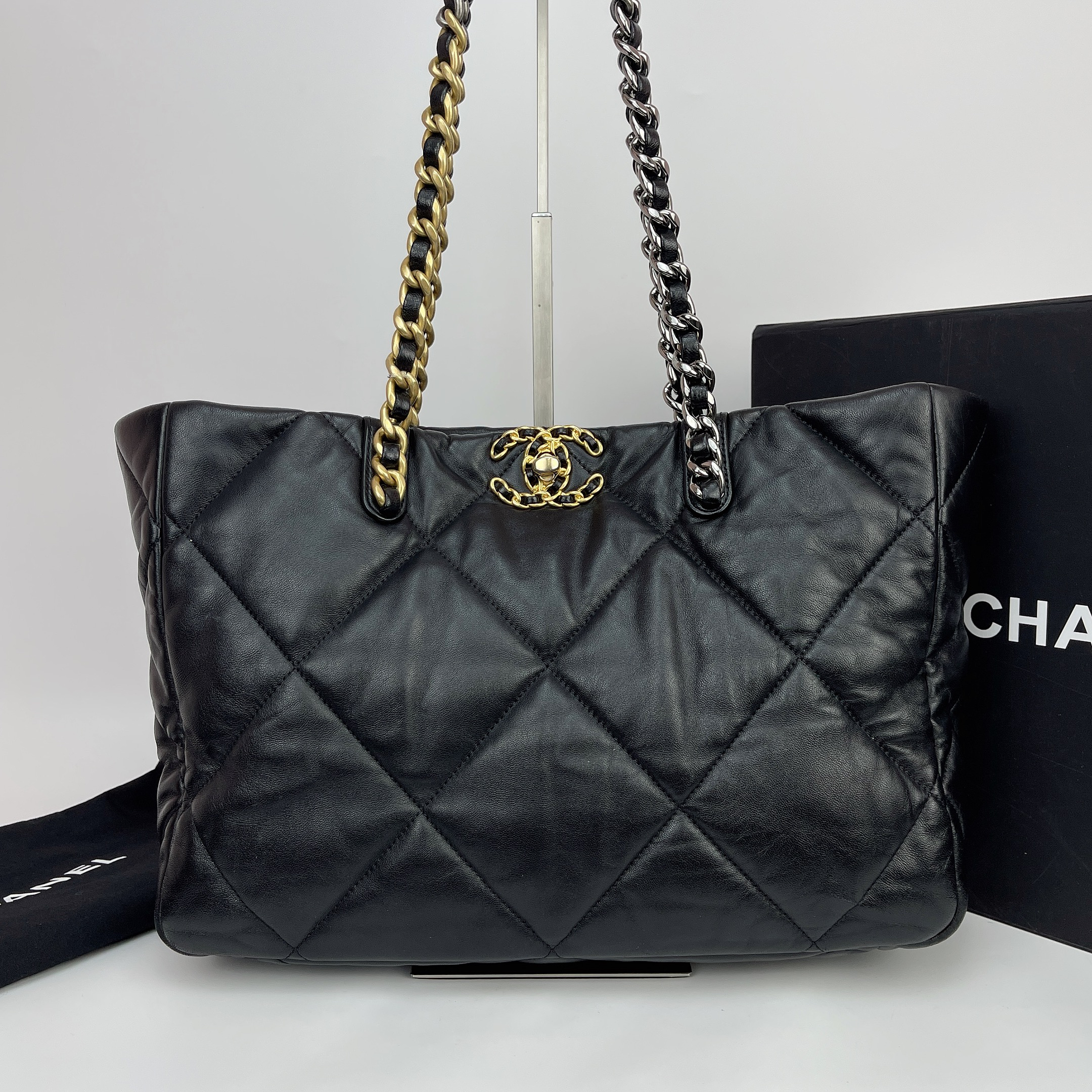 95新 Chanel/香奈儿 香奈儿 黑色菱格单肩包底长33 N292