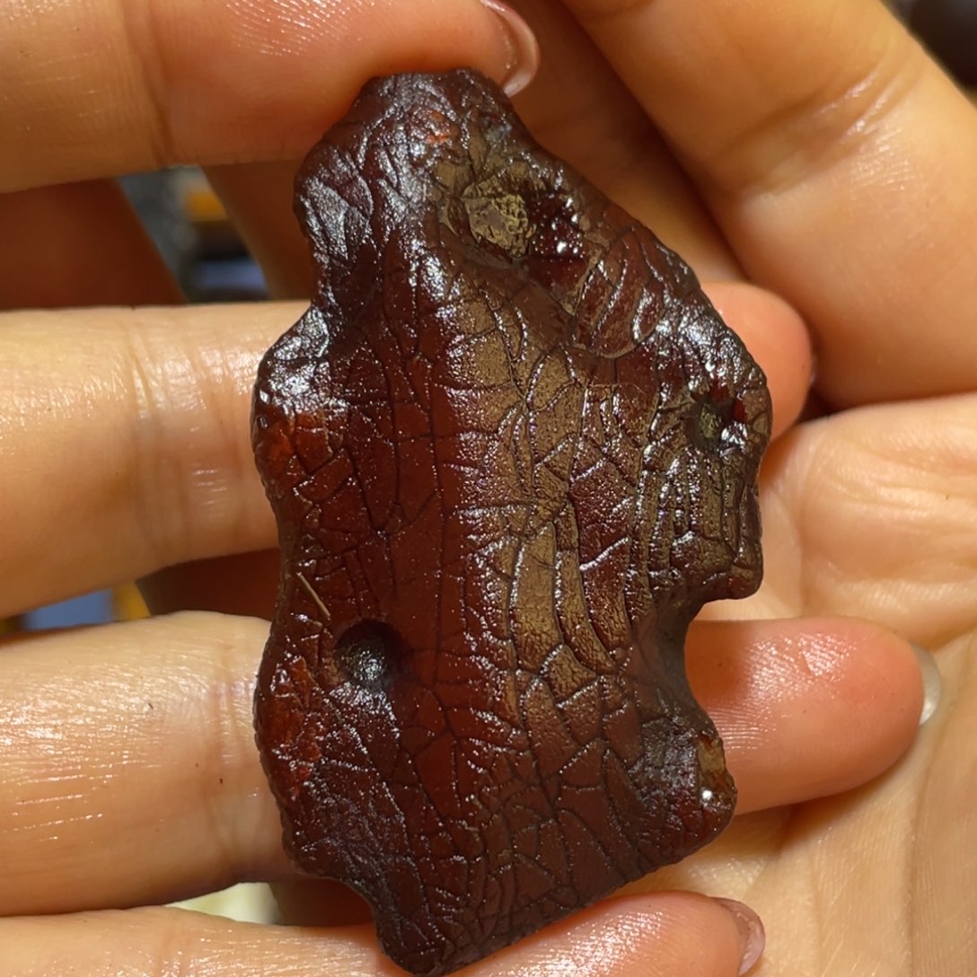 定制琥珀未镶嵌原石