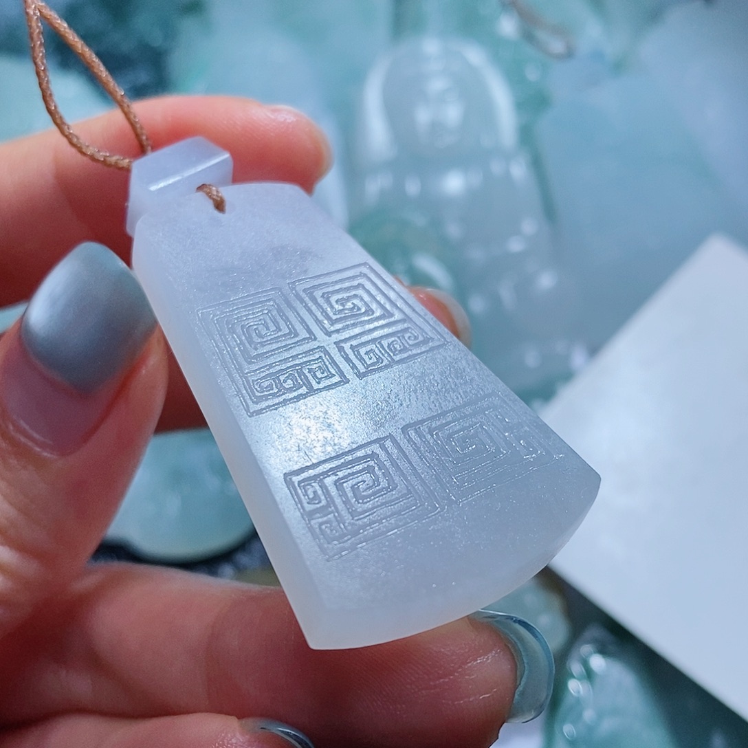 定制翡翠未镶嵌毛货付款后确认抛光