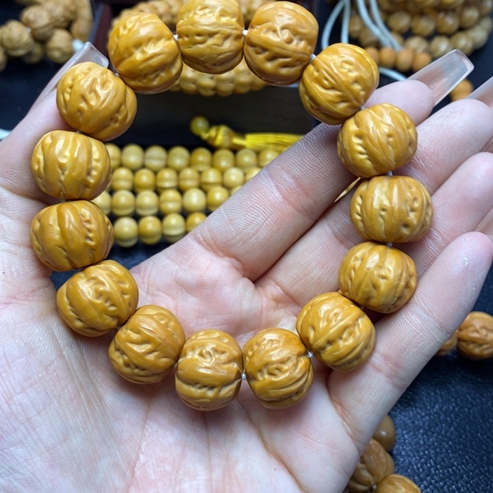 猴头核桃吊坠猴头