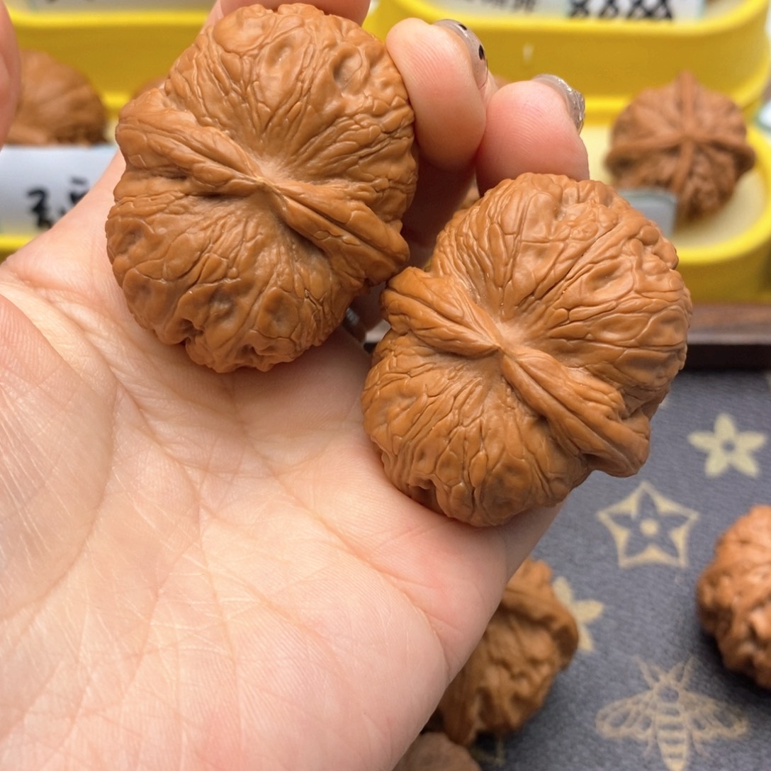 7***6文玩核桃把件40号元宝