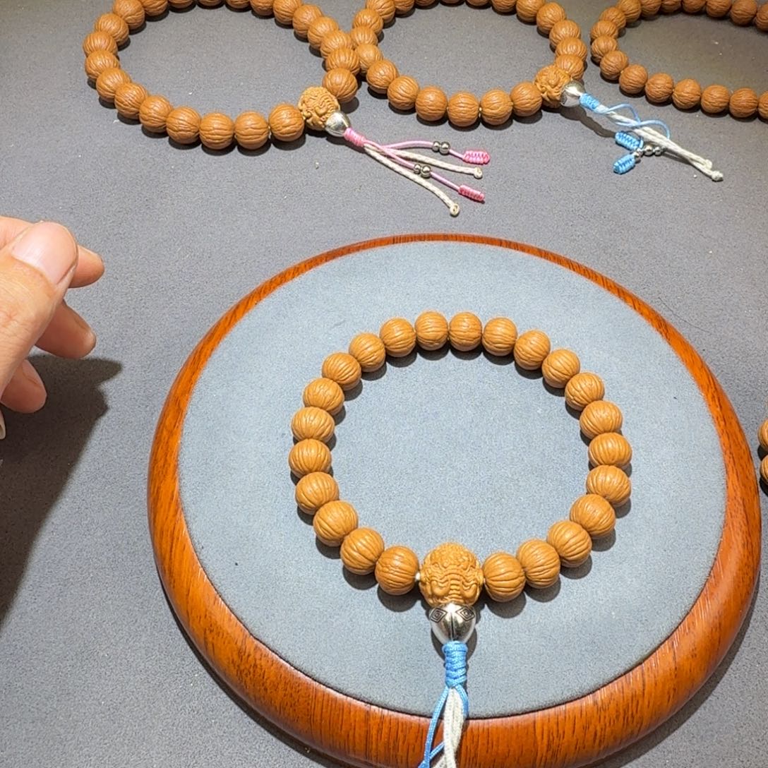 叫***。吊坠文玩核桃12同尺土豪手持银饰款