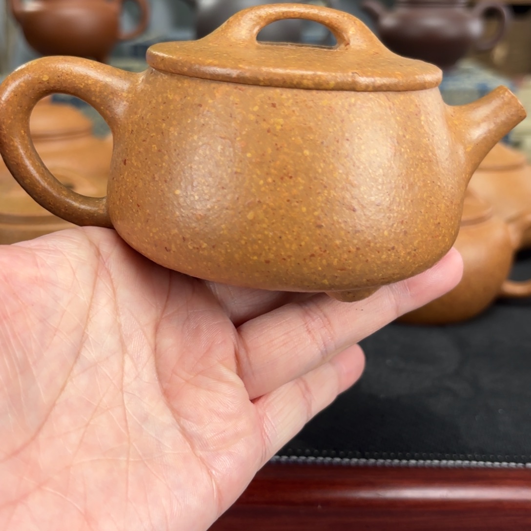 茶壶紫砂梨皮黄段宽口200