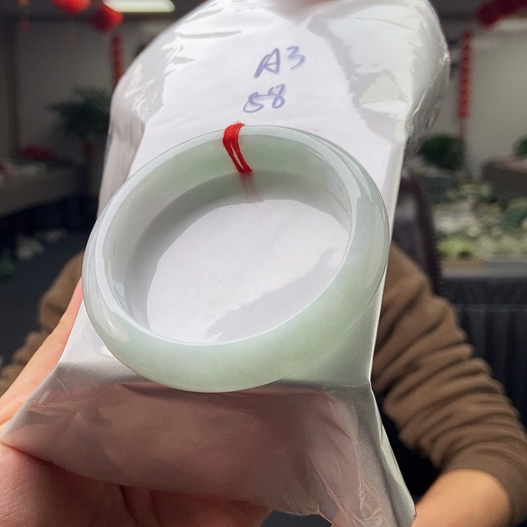 翡翠手镯未镶嵌颜色多样性发拍一发一