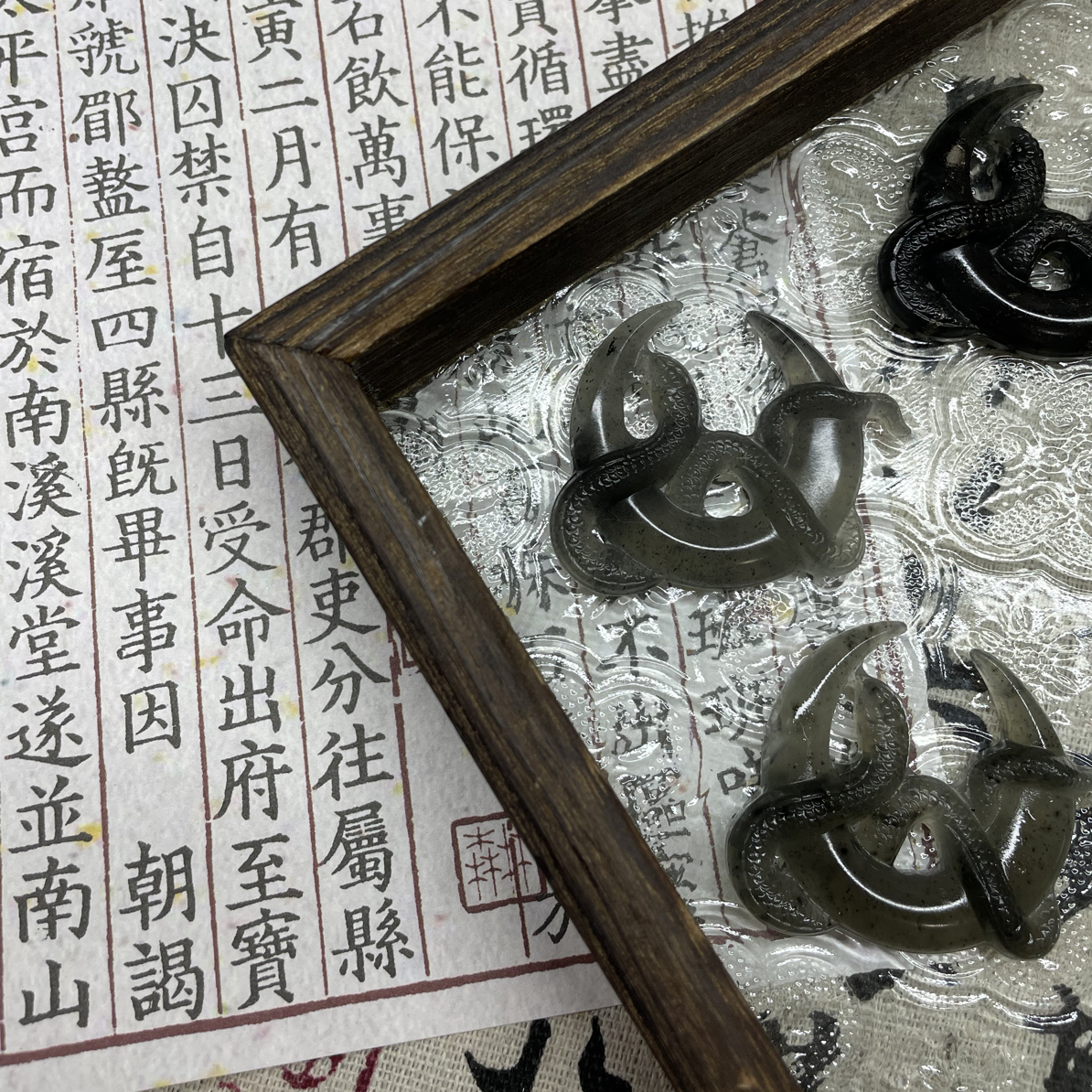 岫玉蛇缠月禁锢蛇月亮蛇单面雕工水墨料多样性发一可直播间选款