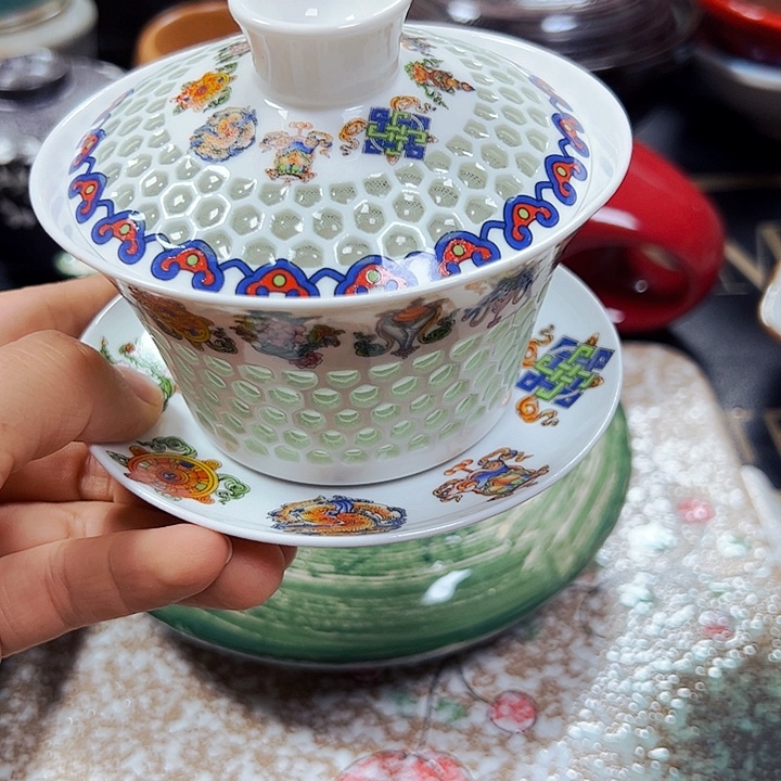陶本店全场满20包邮。