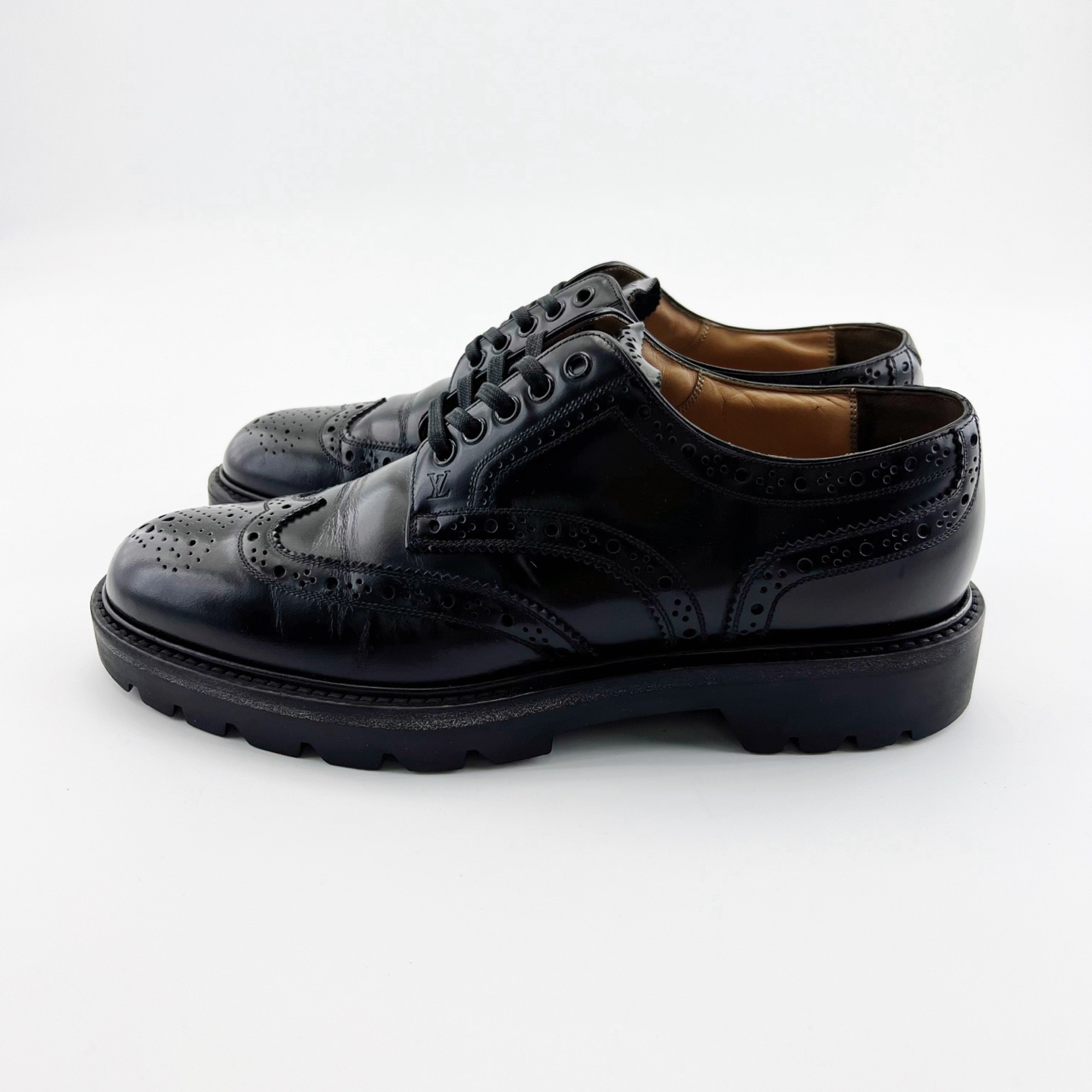 95新 LouisVuitton/路易威登 40码/黑色漆皮布洛克皮鞋/14465979