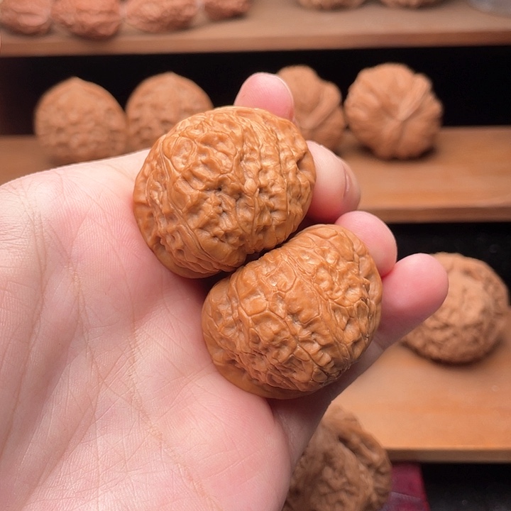 吊坠文玩核桃39毕业红皮全品南瓜墩43克