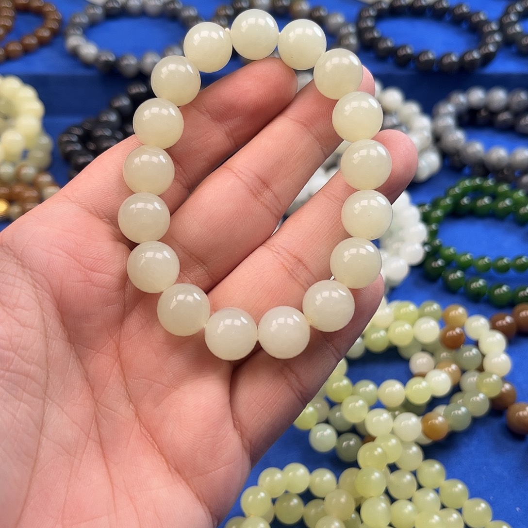 和田玉未镶嵌手链