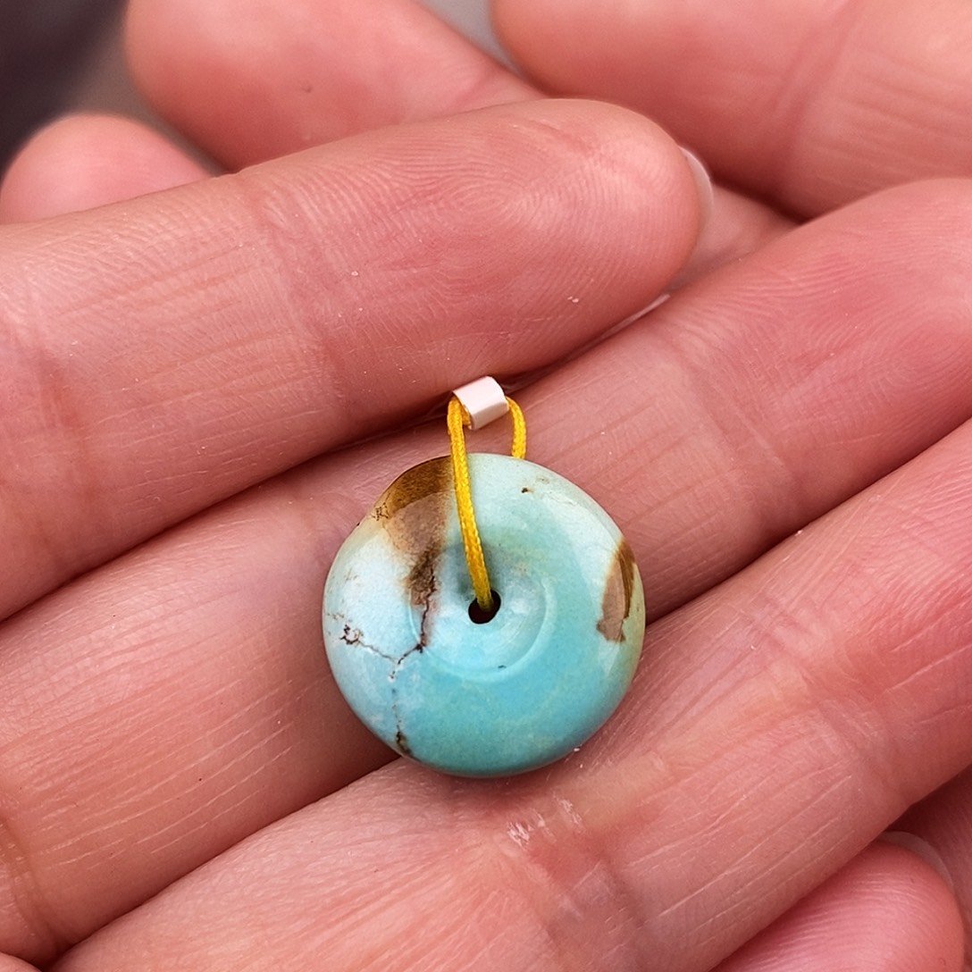 绿松石未镶嵌原矿