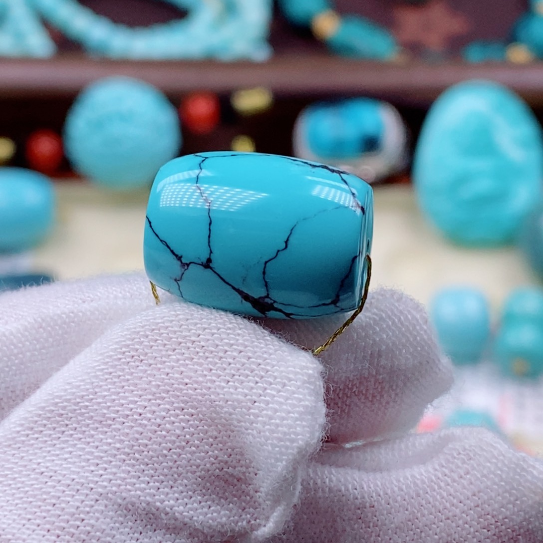 绿松石珠宝奇石未镶嵌勿*。