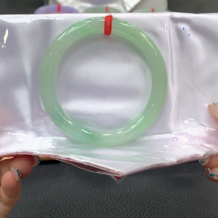 【闪购商品】翡翠手镯未镶嵌翡翠