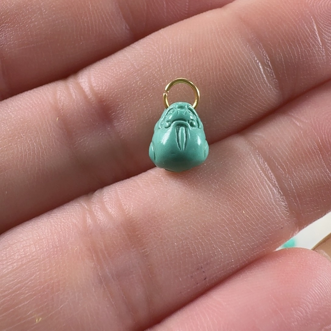 天***风绿松石未镶嵌珠宝半成品