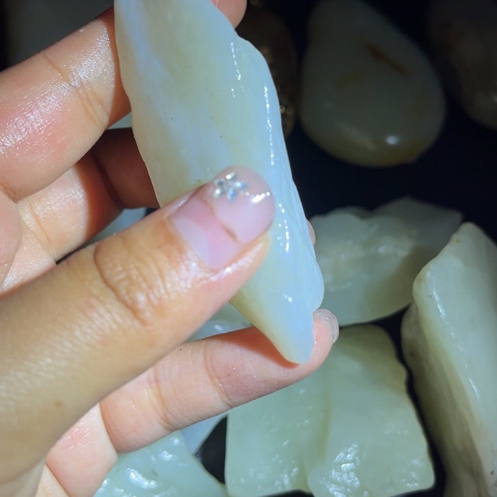 和田玉未镶嵌珠宝奇石