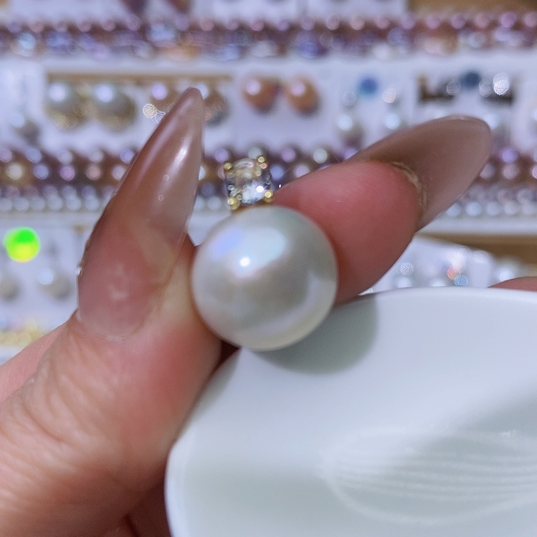 淡水珍珠颈饰合金