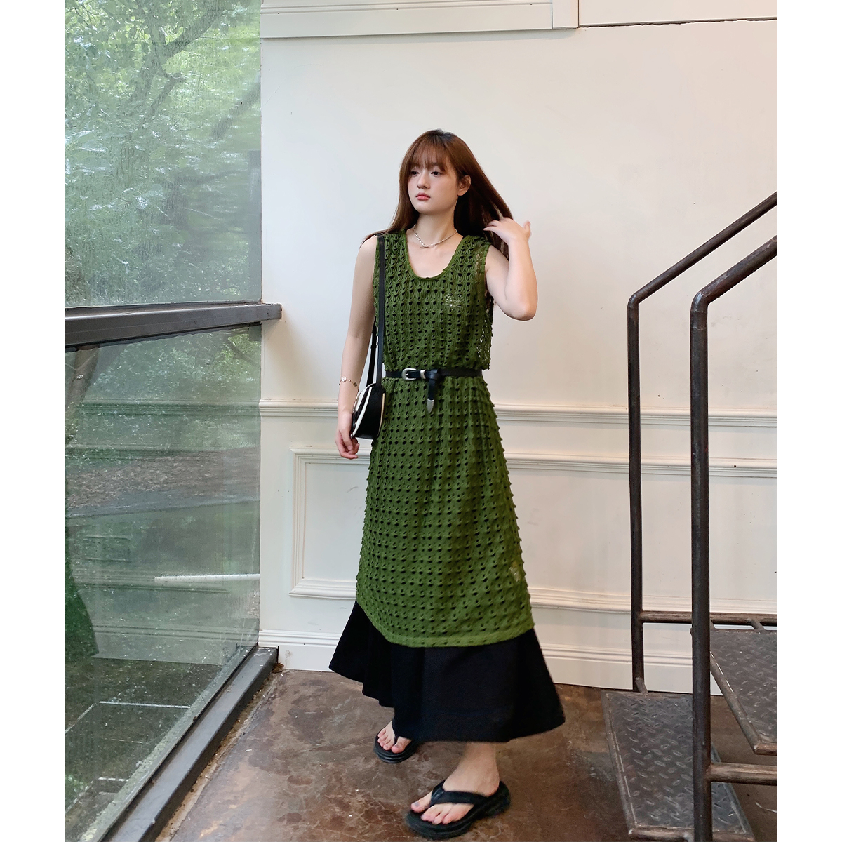 晶咕白标~镂空无袖中长款背心马甲连衣裙女夏季大码直筒裙子显瘦