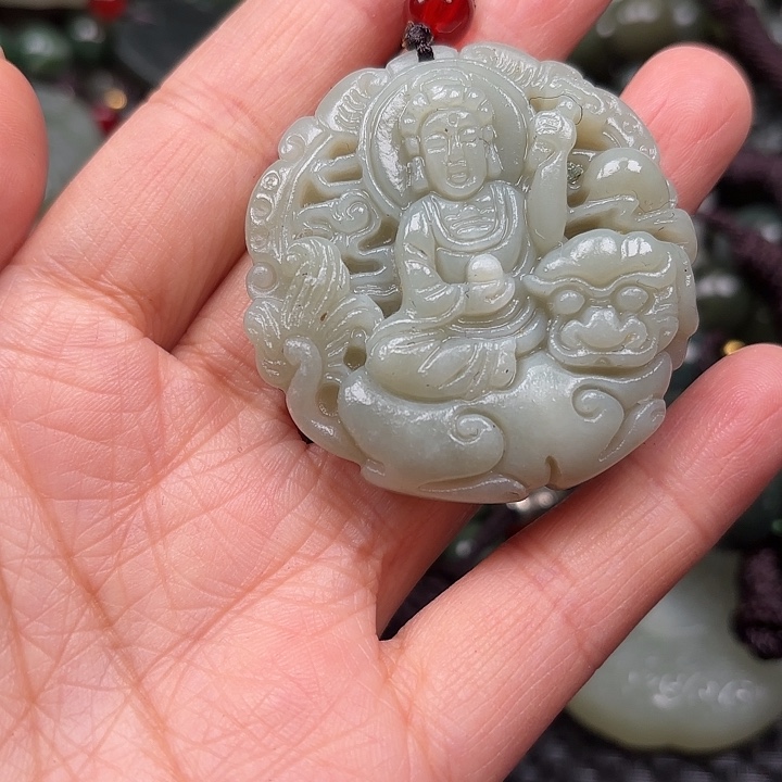 和田玉颈饰未镶嵌