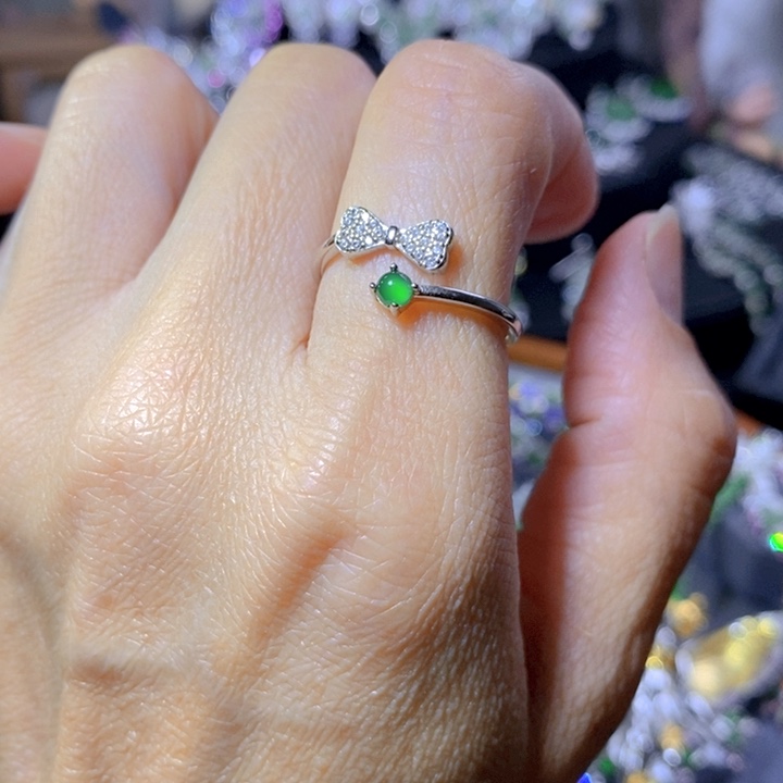 翡翠戒指银S925镶嵌天然翡翠