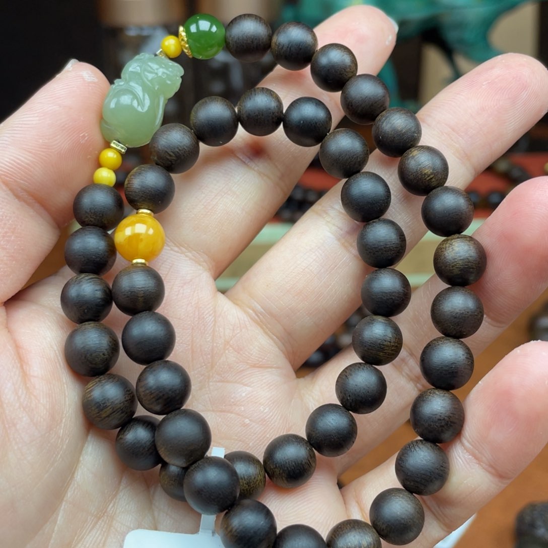 沉香手串越南芽庄紫棋雷击瘤疤