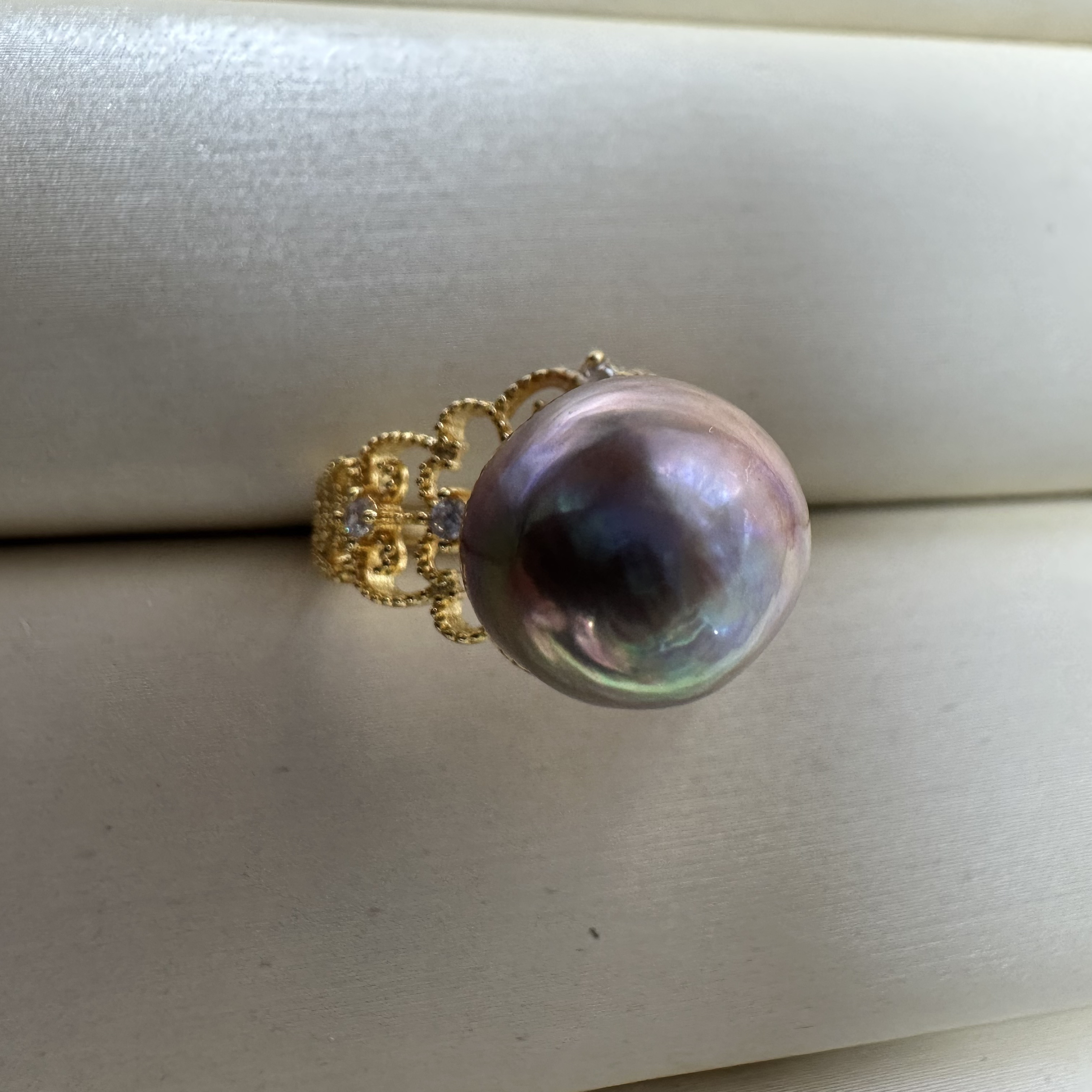 淡水极光炫彩牛油果有纹巴洛克