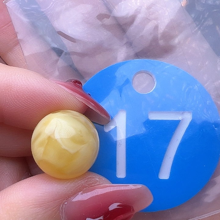 蜜蜡裸石未镶嵌13.5mm 圆珠