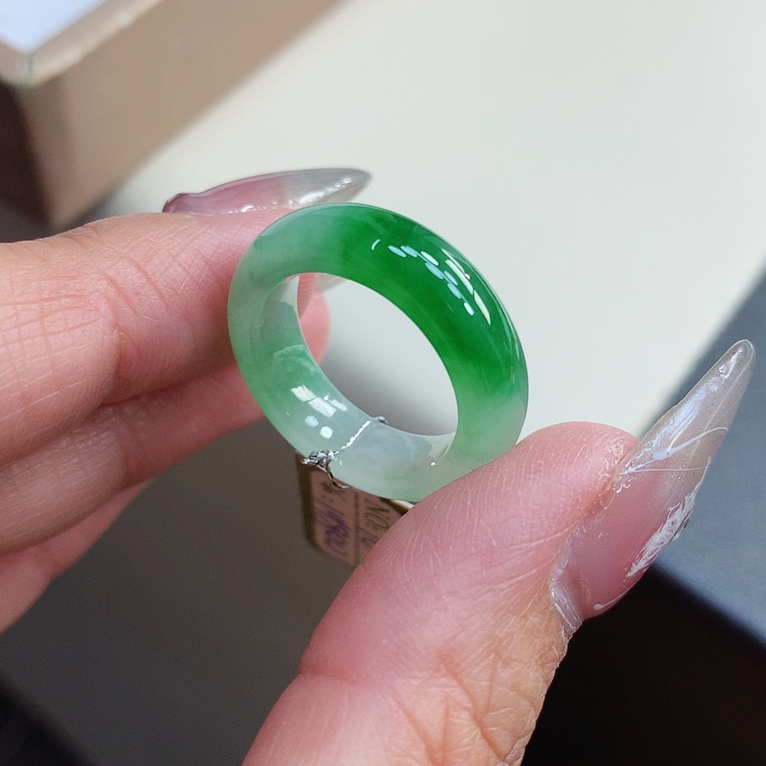 翡翠戒指未镶嵌16号