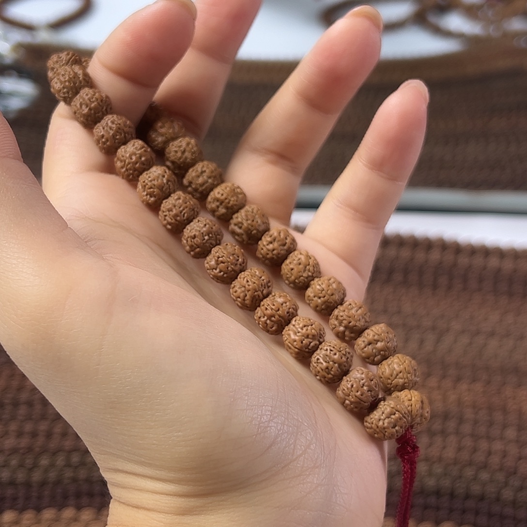 金刚菩提吊坠梅花手串