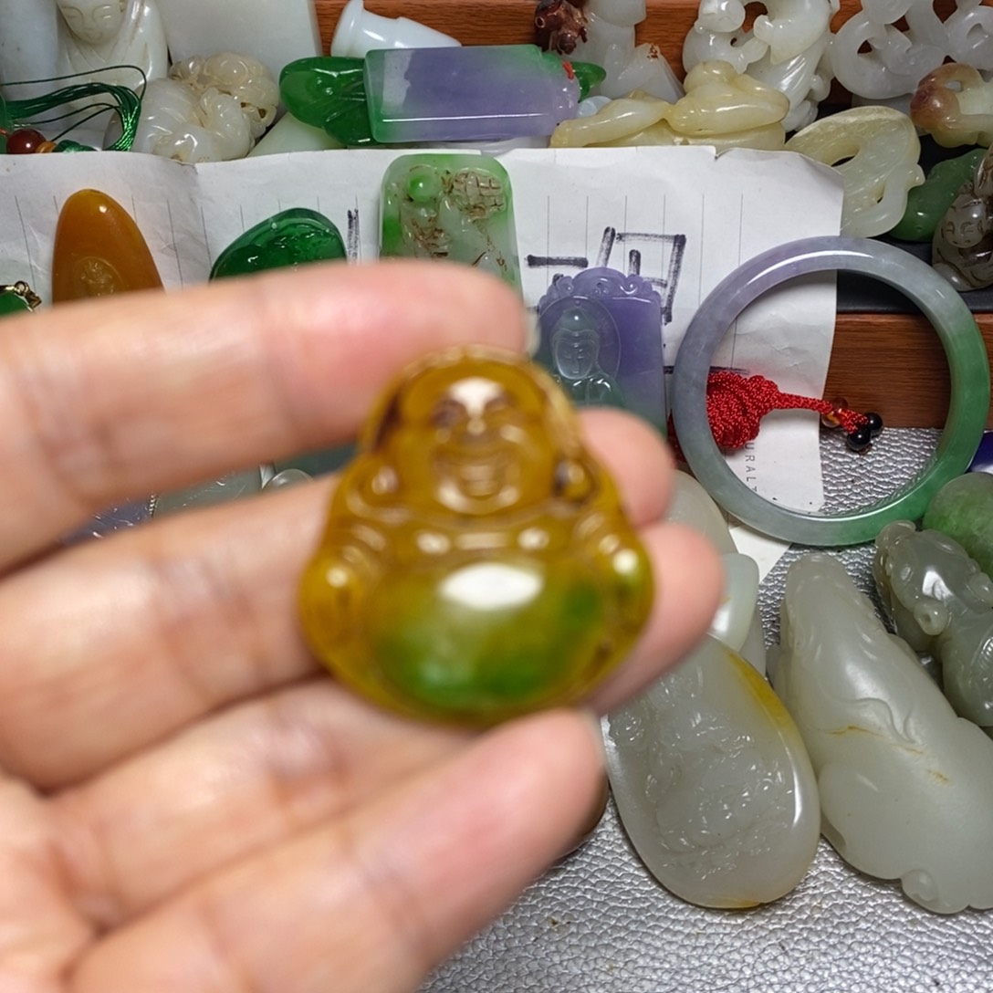 和田玉（糖玉）未镶嵌颈饰