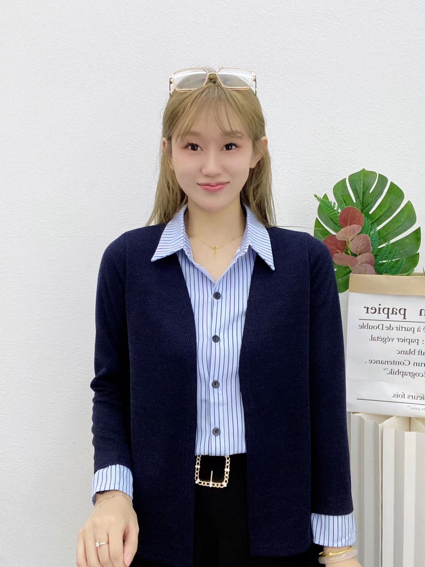 秋冬新品上新时尚靓丽洋气百搭显瘦减龄假两件女士长袖衬衫