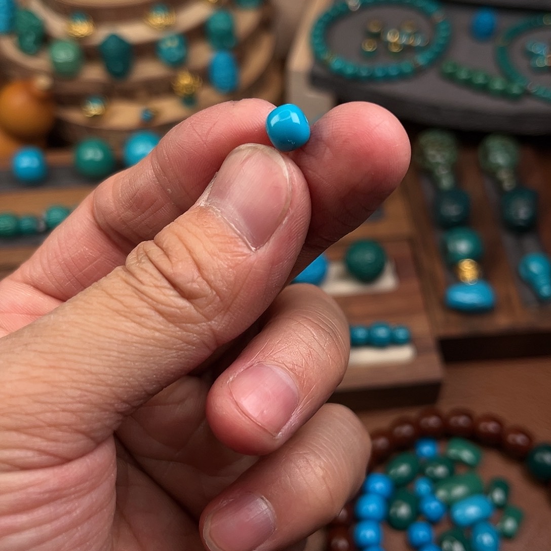 绿松石未镶嵌手串