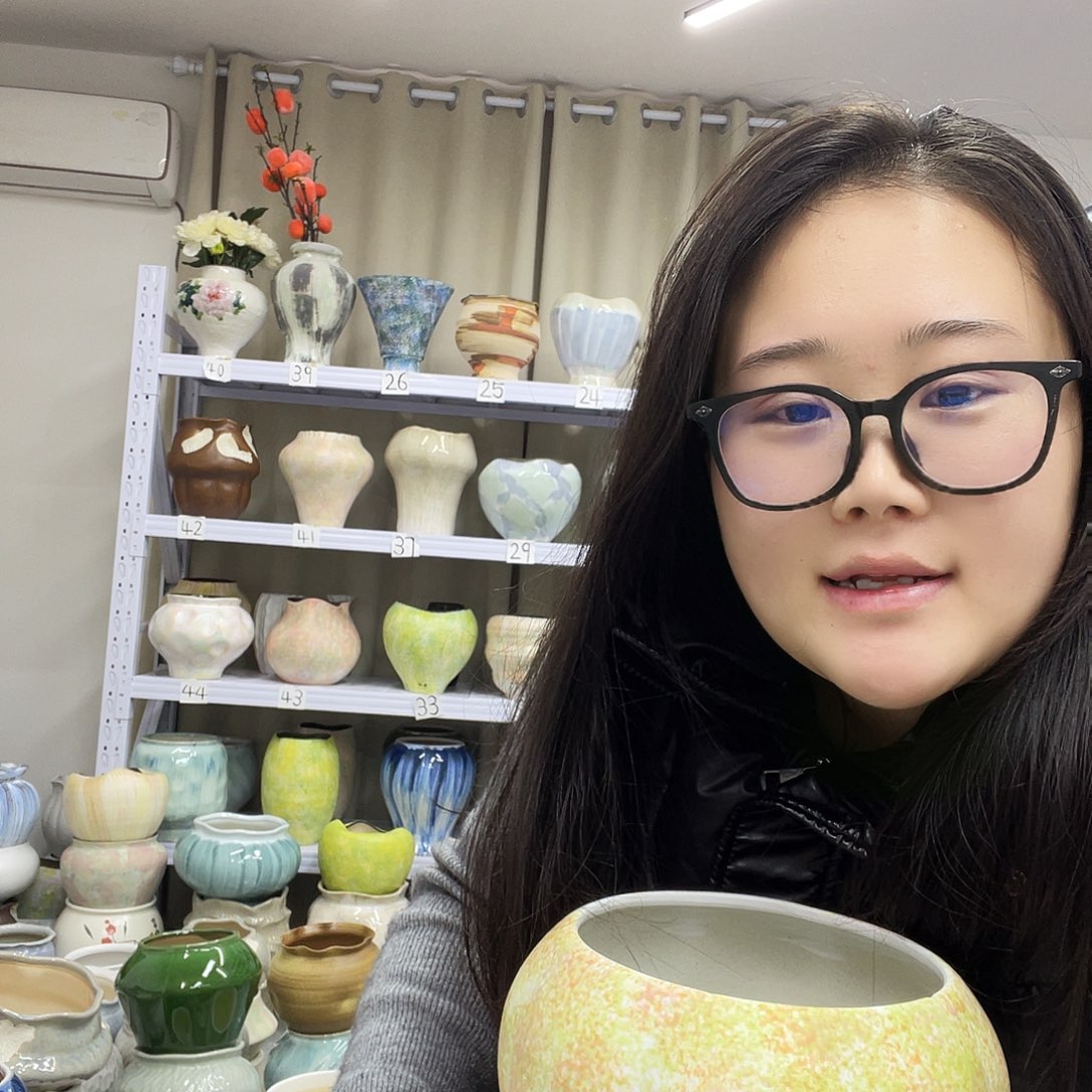 花盆里的小猫咪们