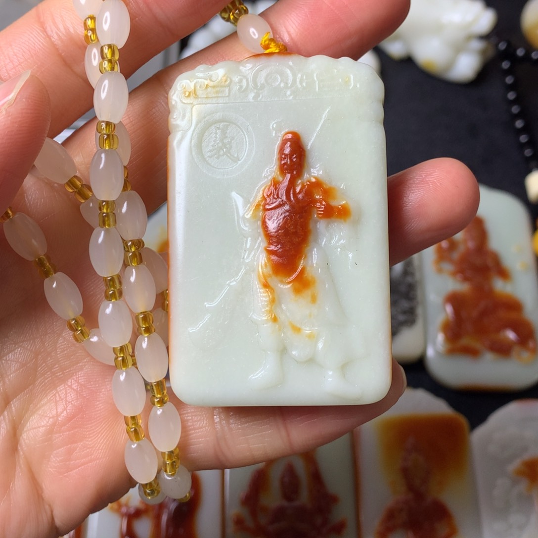 和田玉颈饰未镶嵌