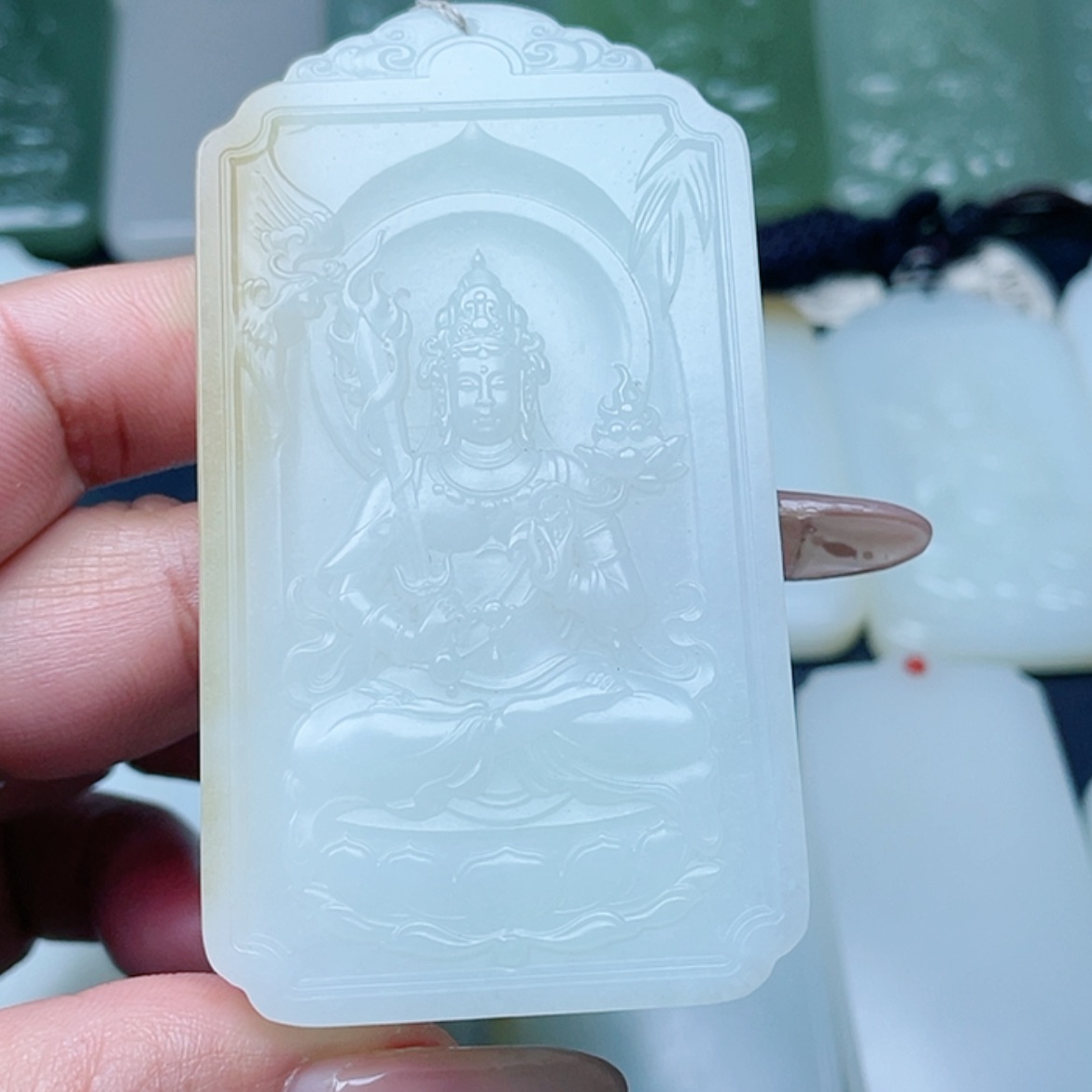 【闪购商品】和田玉颈饰未镶嵌勇*